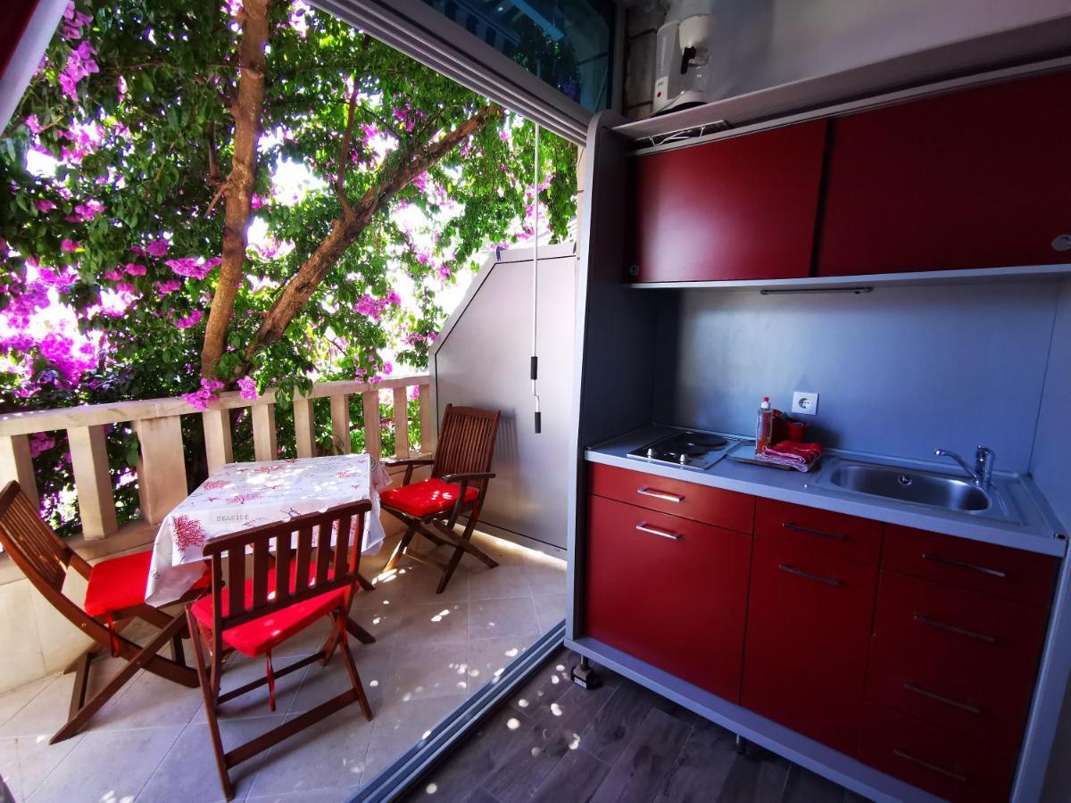 Villa Bose- Apartmani Luka Sodan Brela Exterior foto